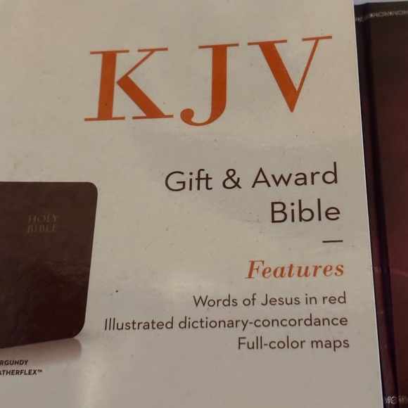 KJV Bible & Jesus Always book set - Picture 2 of 10